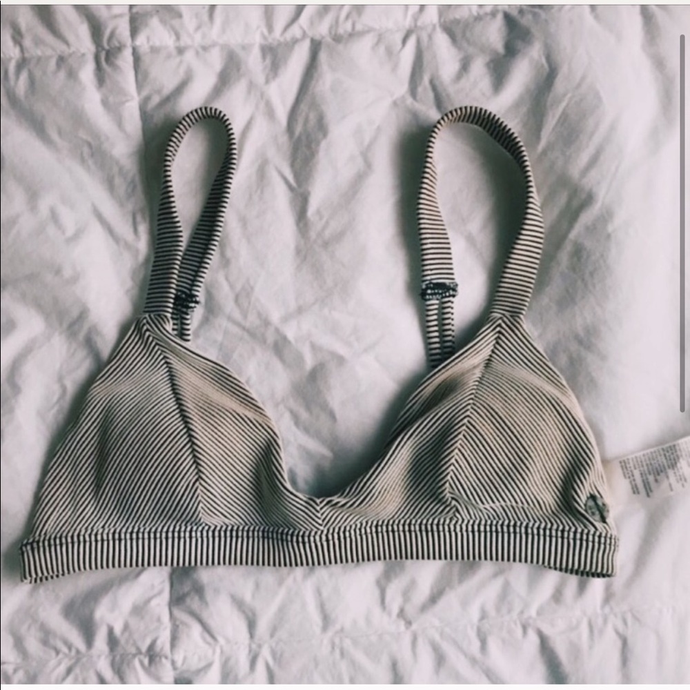 Billabong bikini top